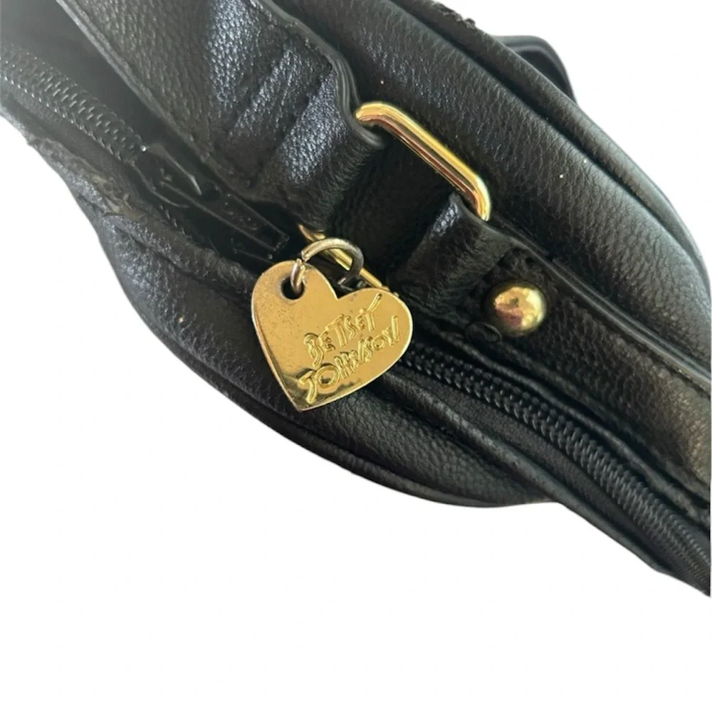Betsey Johnson Puppy Dog Black & Tan Pug Design Quilted Dog Backpack Bag Purse - Picture 2 of 5